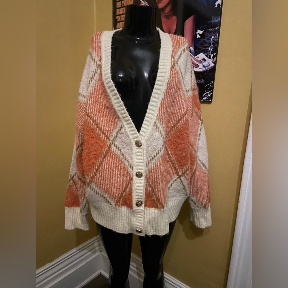 Women’s Oversized Cardigan ( Medium )